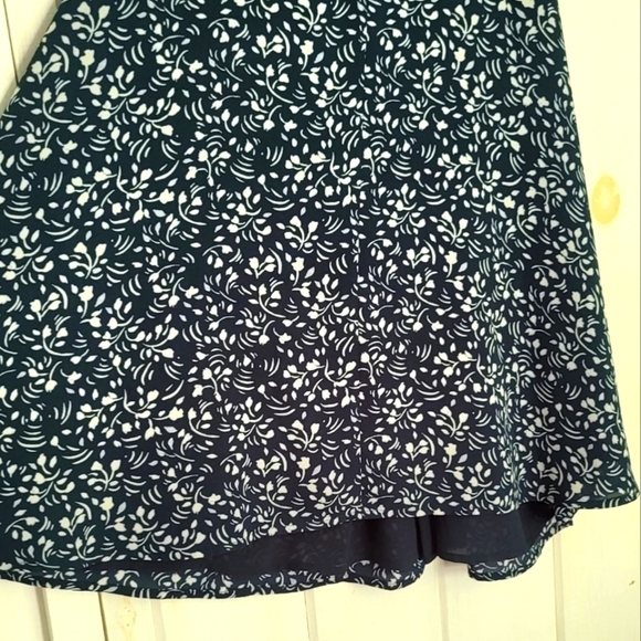 Loft Green Floral Shift Racerback Tank Top Size XL - Picture 3 of 9